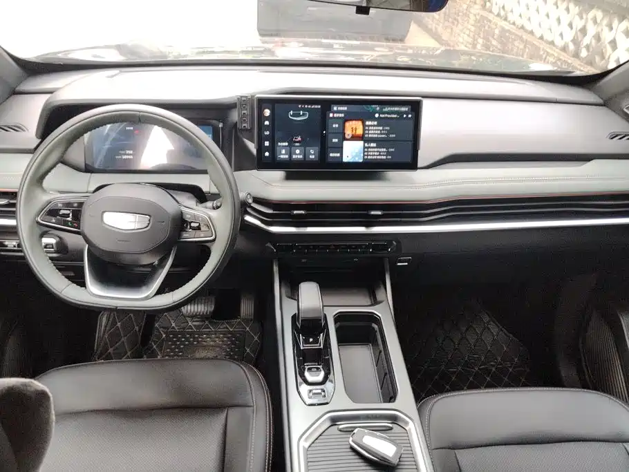 Geely Haoyue L — миниатюра 11
