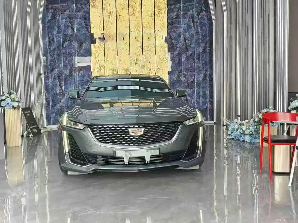 Cadillac CT5 — миниатюра 2
