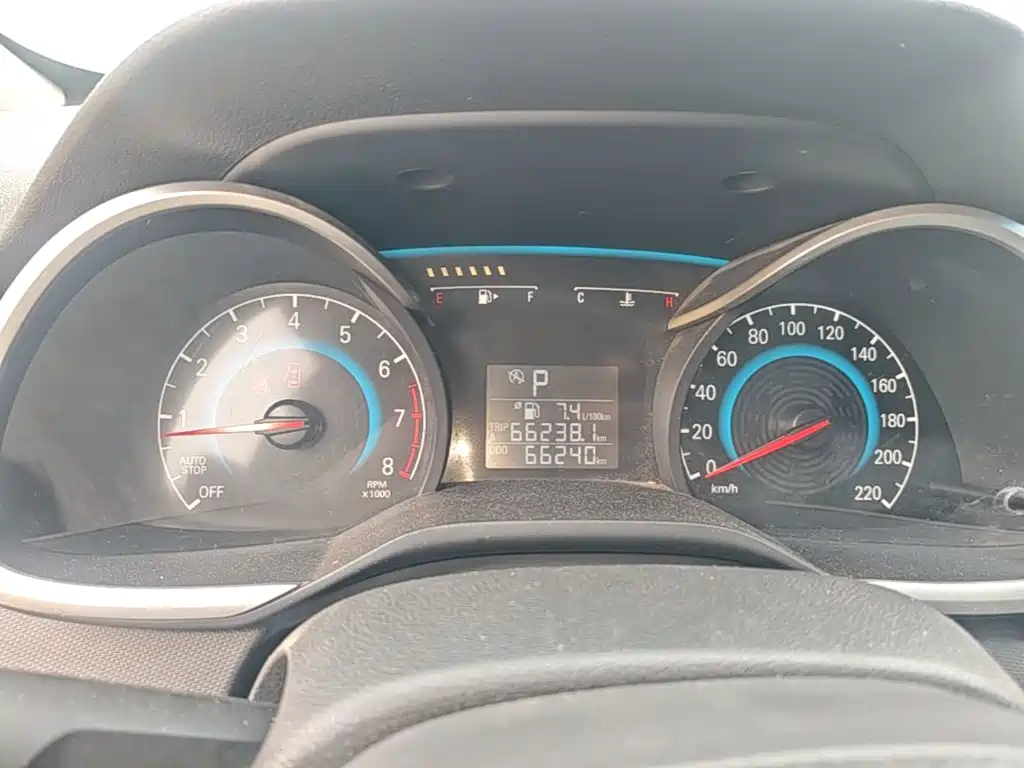Chevrolet Cavalier — миниатюра 12