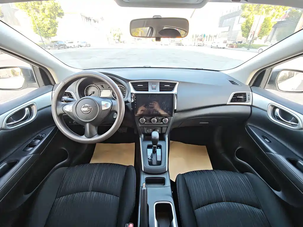 Nissan Sylphy — миниатюра 6