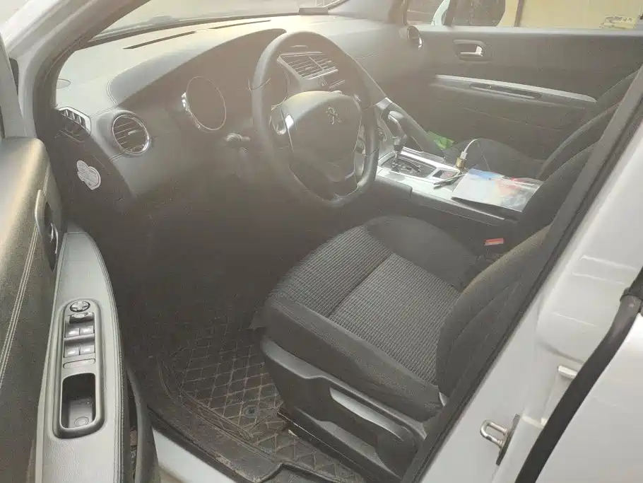 Peugeot 3008 — миниатюра 9
