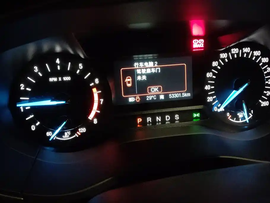 Ford Mondeo — миниатюра 14
