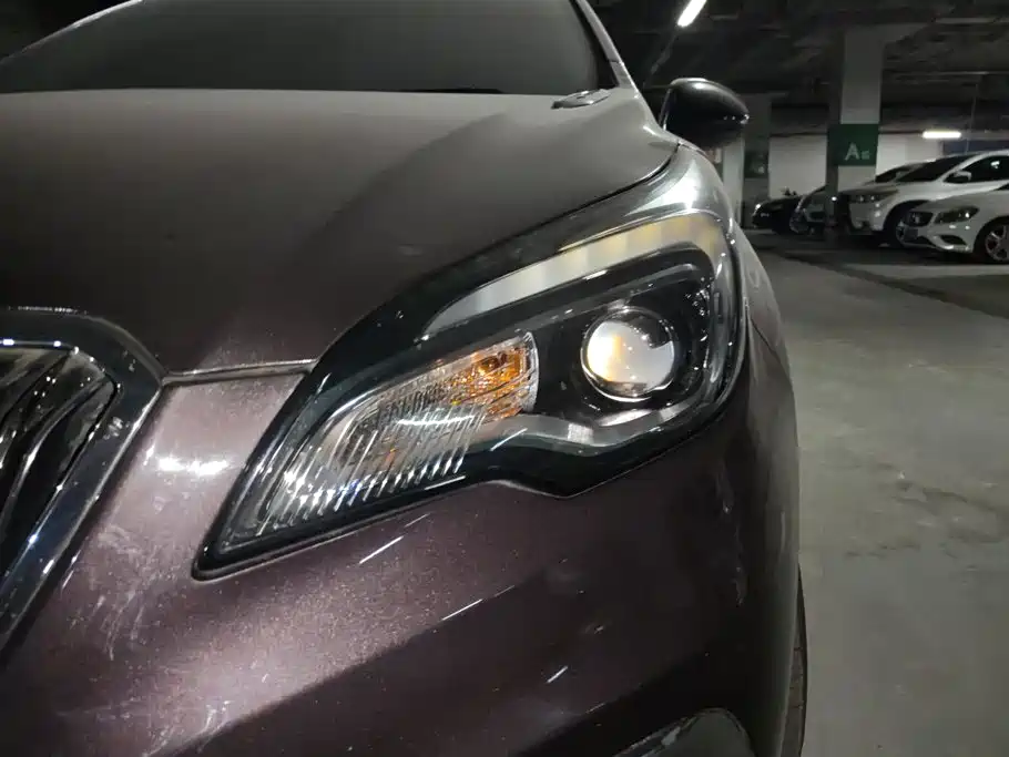 Buick Envision Plus — миниатюра 5