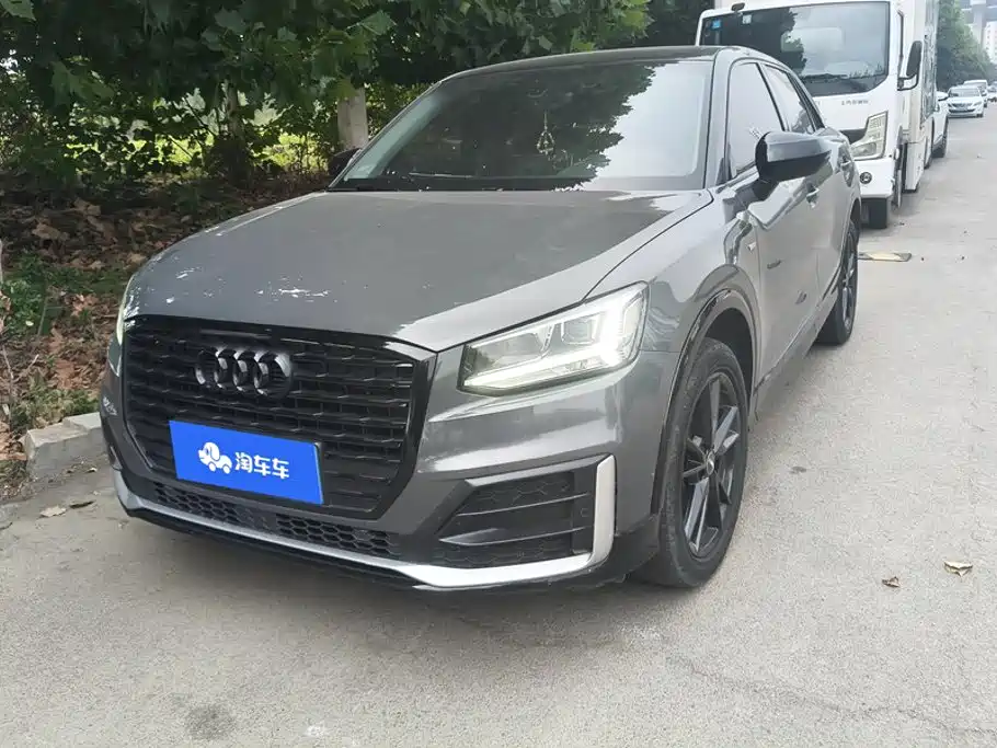 Audi Q2L