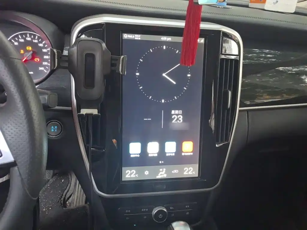 BYD MAX — миниатюра 6