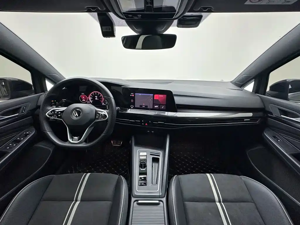 Volkswagen Golf — миниатюра 20