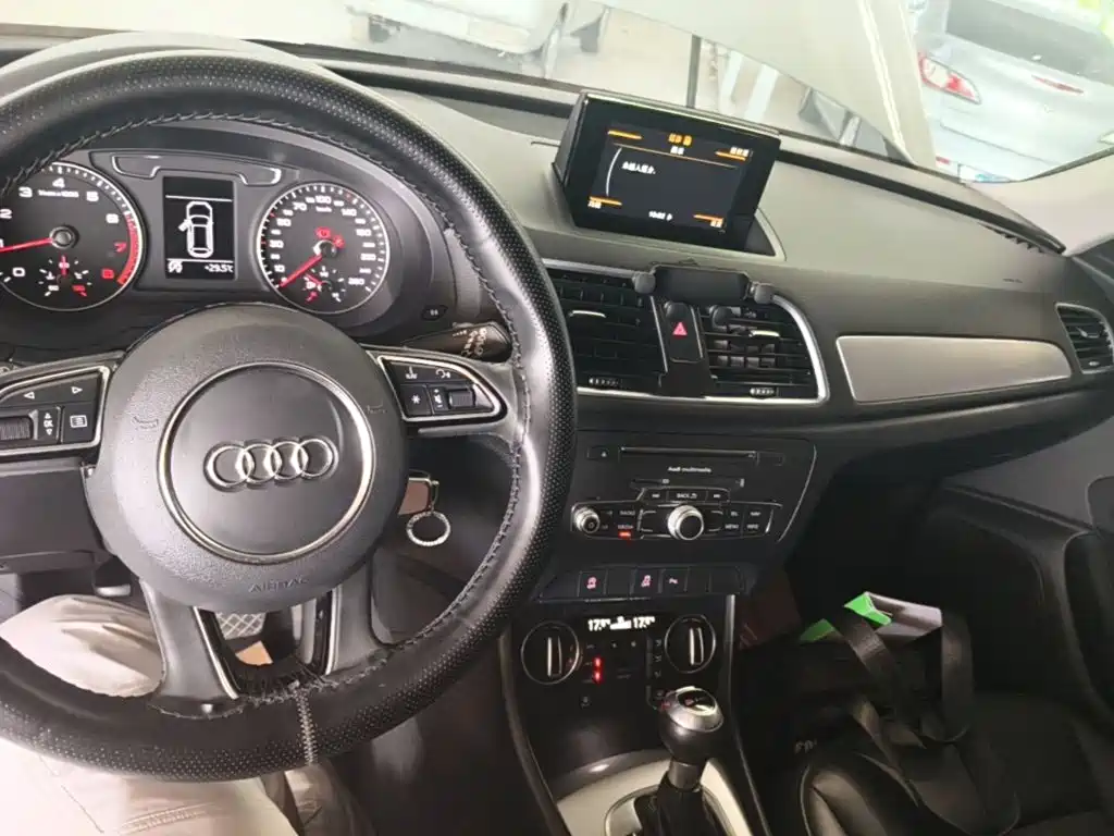 Audi Q3 — миниатюра 10