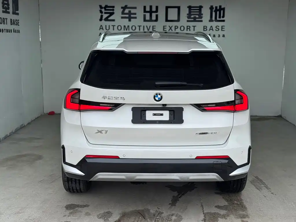 BMW X1 — миниатюра 12