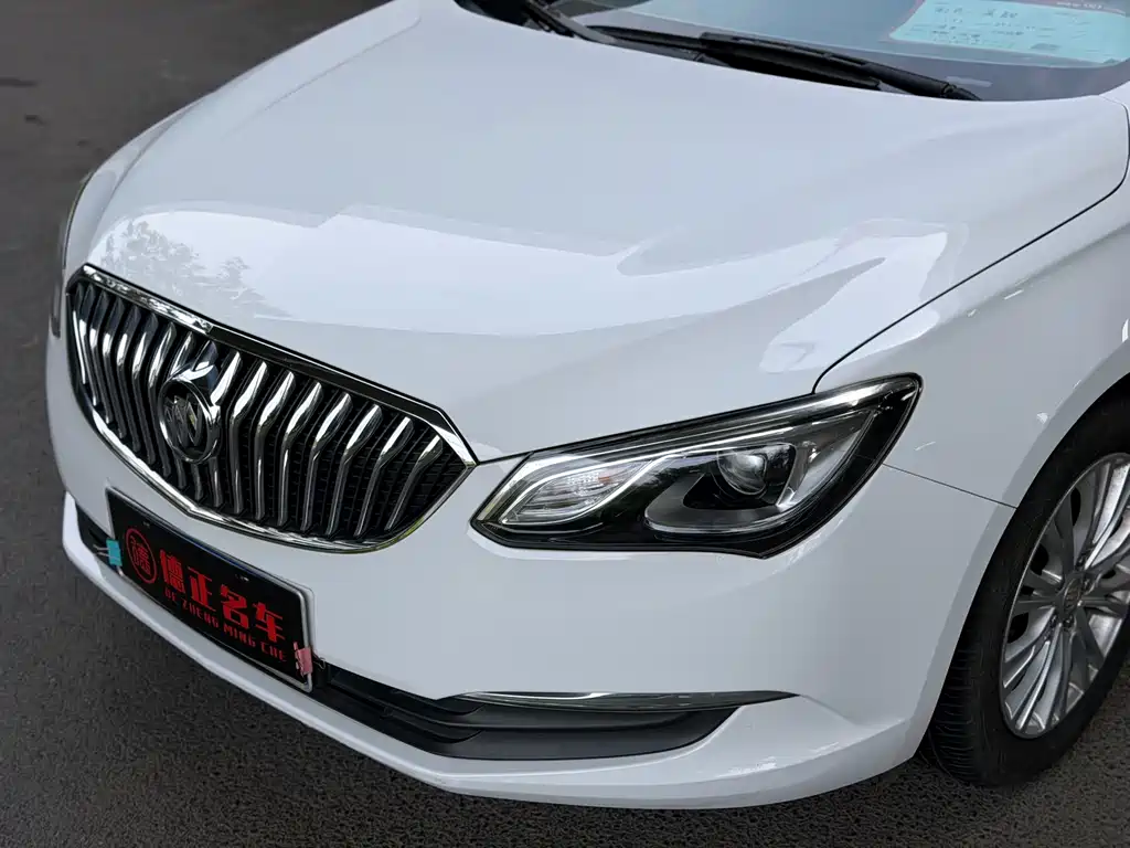 Buick Excelle — миниатюра 9