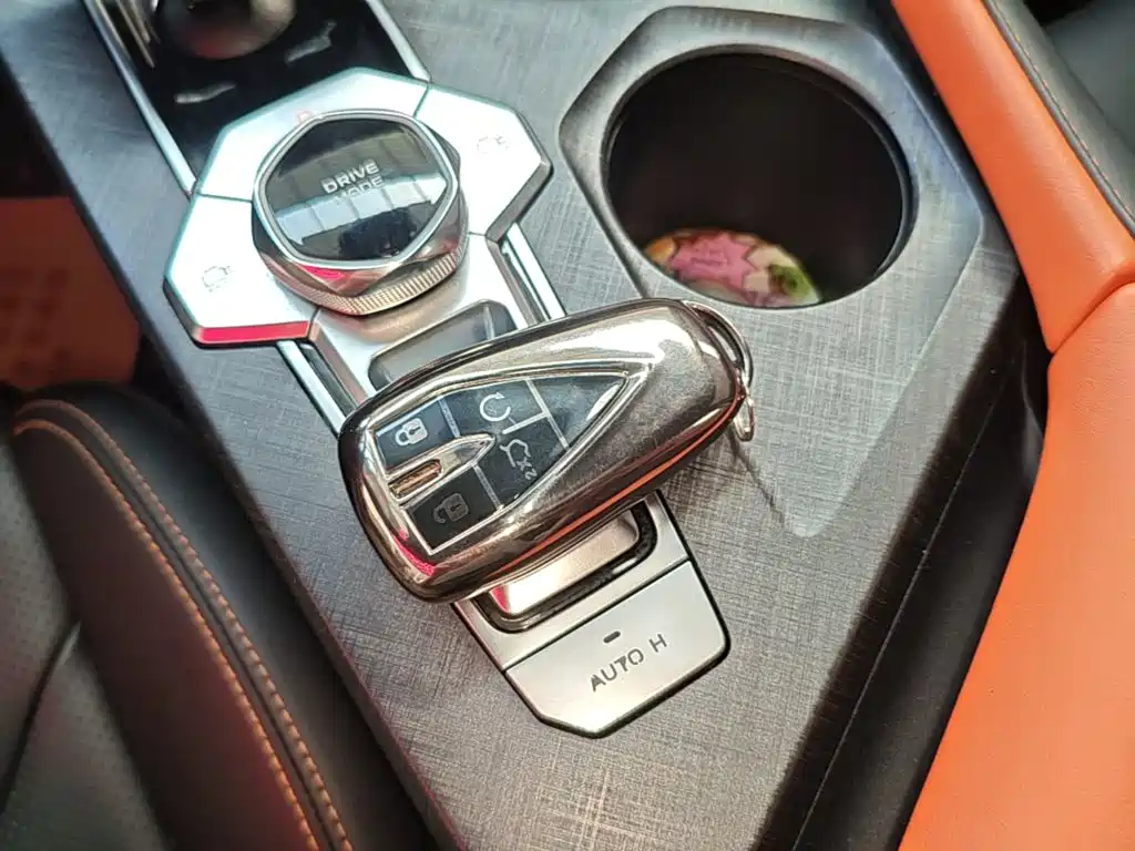Changan UNI-V — миниатюра 9