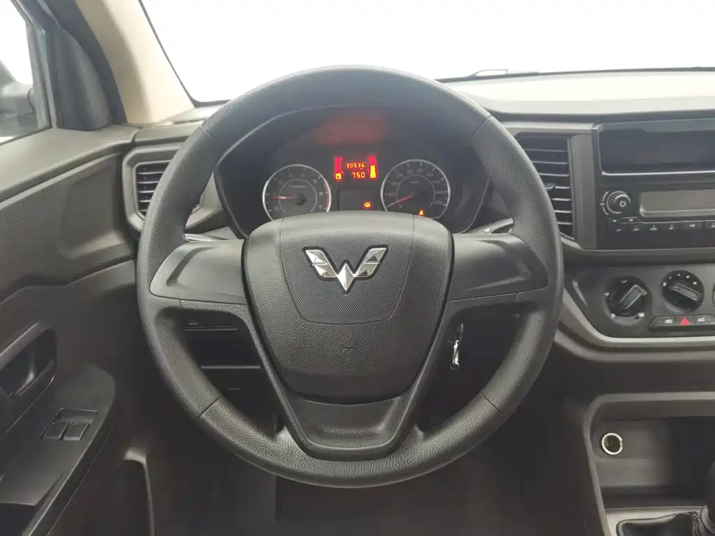 Wuling Hongguang V — миниатюра 11