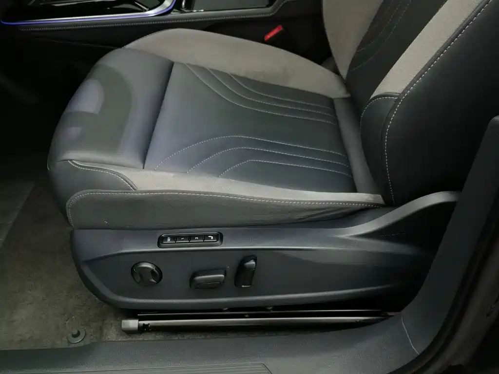 Volkswagen ID.4 Crozz — миниатюра 20