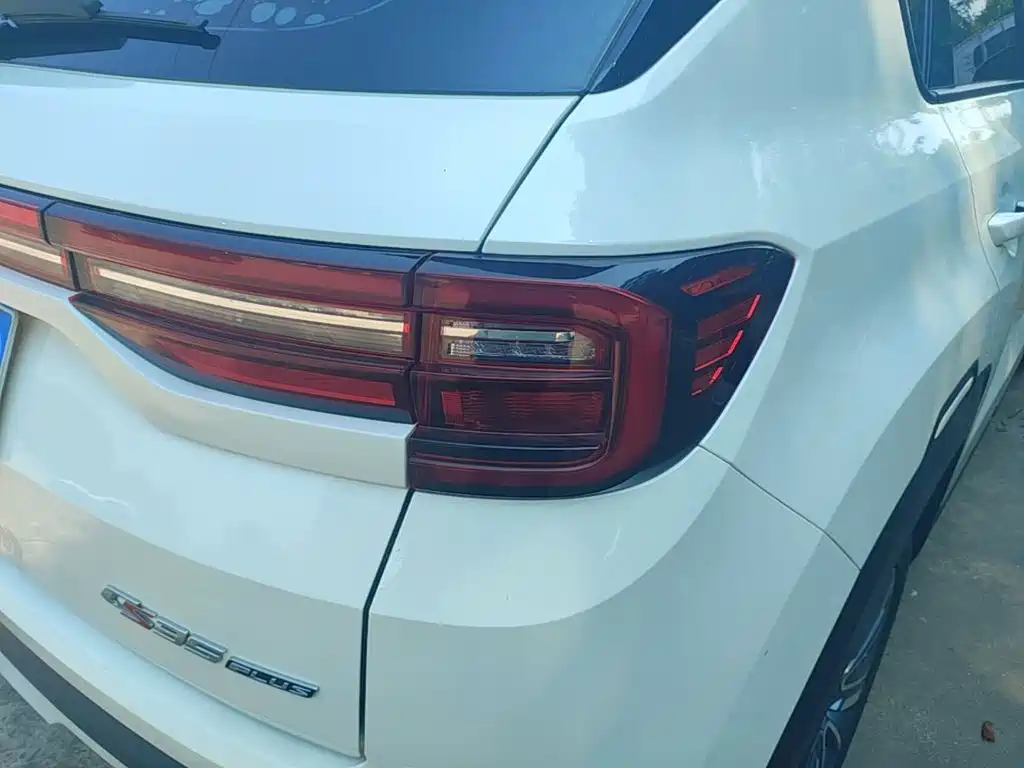 Changan CS35PLUS — миниатюра 8