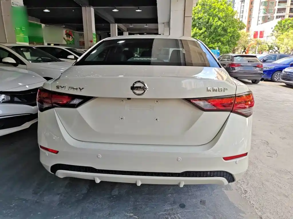 Nissan Sylphy — миниатюра 6