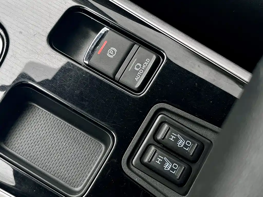 Mitsubishi Outlander — миниатюра 19