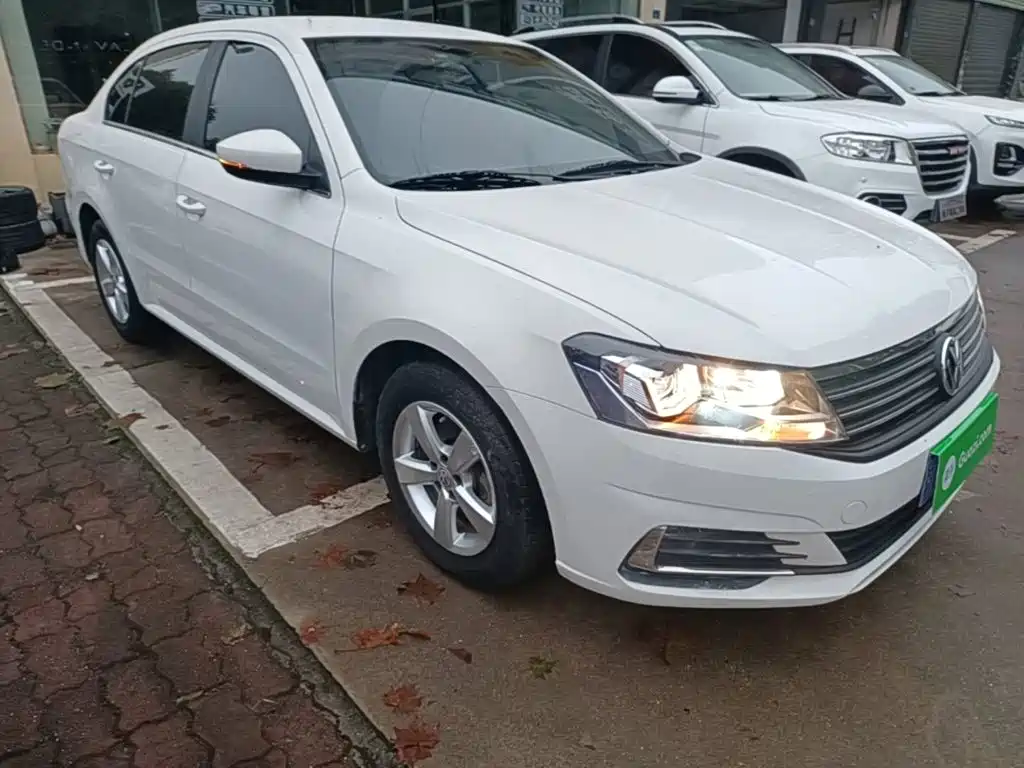 Volkswagen Lavida — миниатюра 4