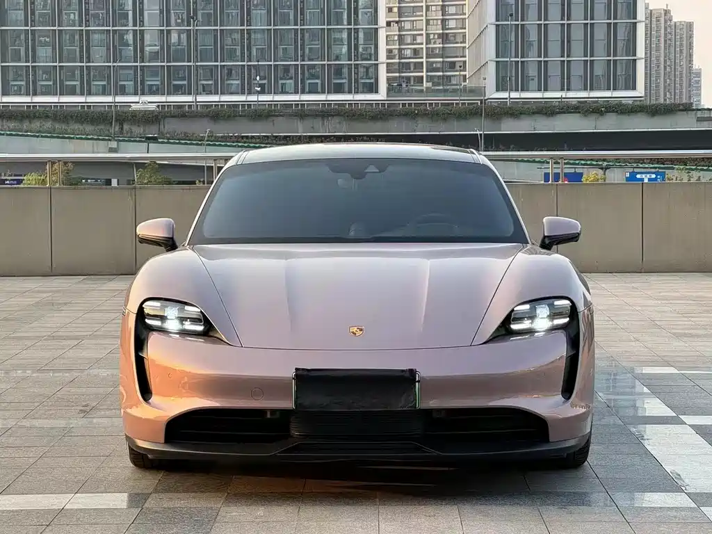 Porsche Taycan 2020 Taycan