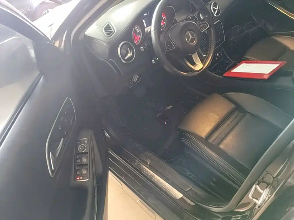 Mercedes-Benz GLA — миниатюра 16