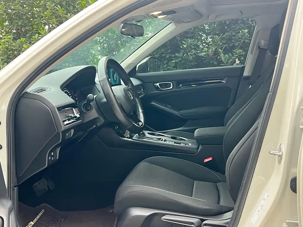 Honda Civic — миниатюра 6