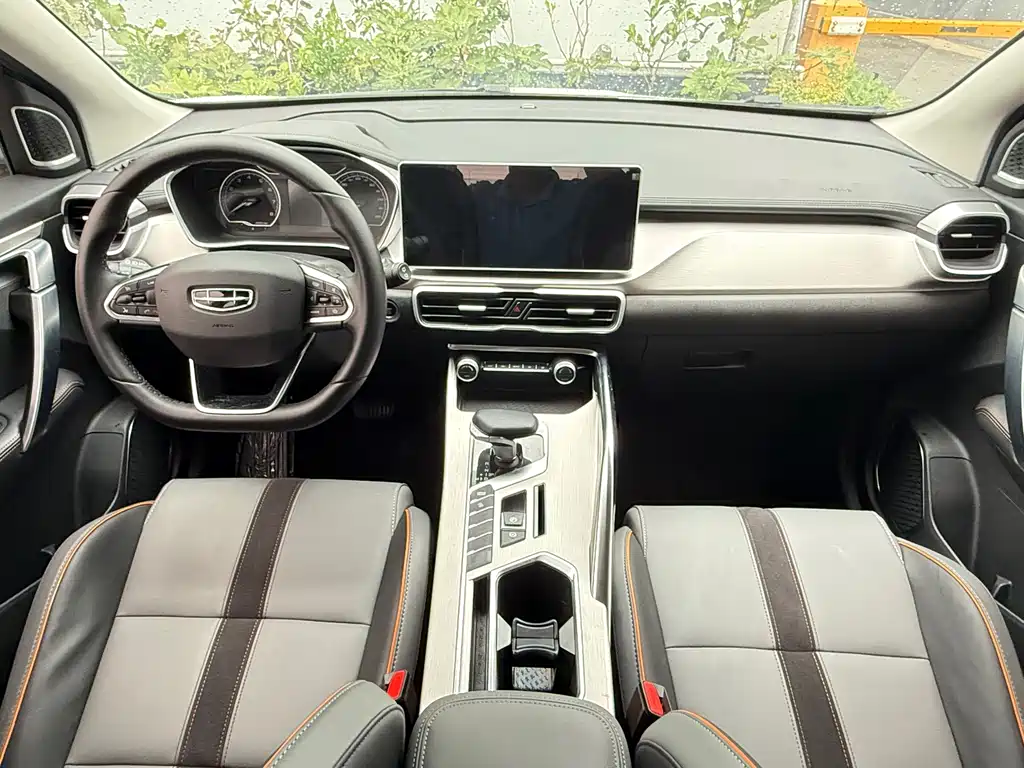 Geely Binyue — миниатюра 18