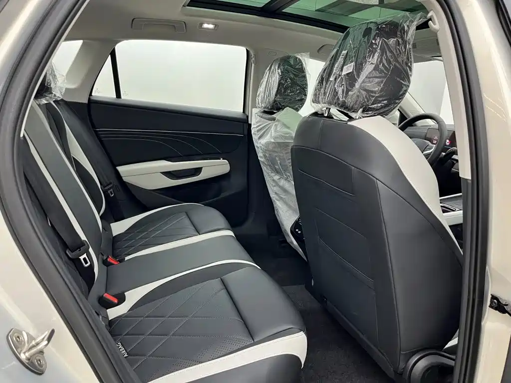 Volkswagen Sagitar — миниатюра 17