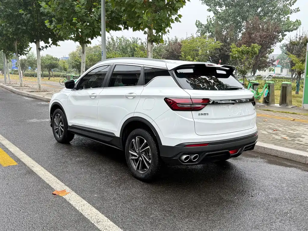Geely Binyue — миниатюра 4