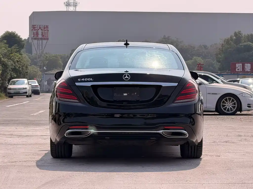 Mercedes-Benz S-Class — миниатюра 8