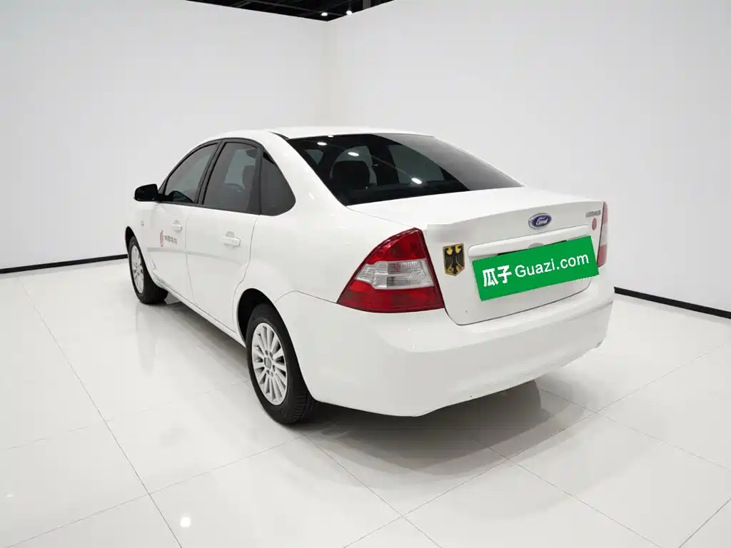 Ford Focus — миниатюра 4