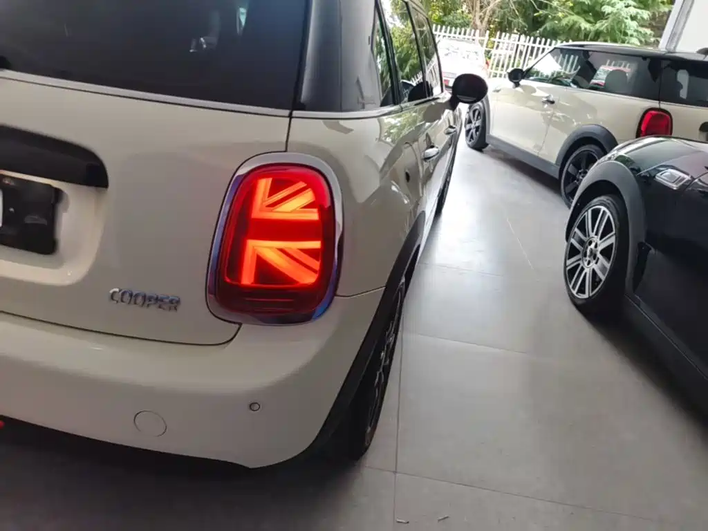 MINI Mini — миниатюра 8