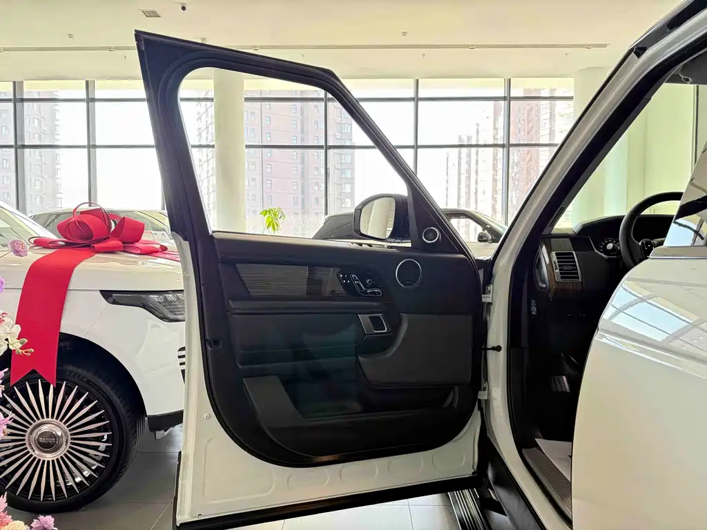 Land Rover Range Rover 2019 3.0 SCV6