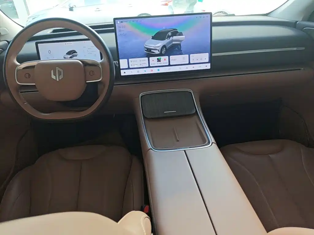 Leapmotor Leapmotor C11 — миниатюра 10