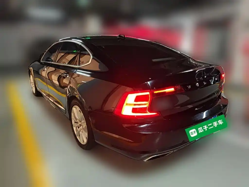Volvo S90 — миниатюра 5