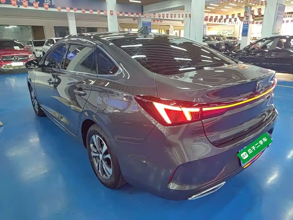 Changan Eado — миниатюра 5
