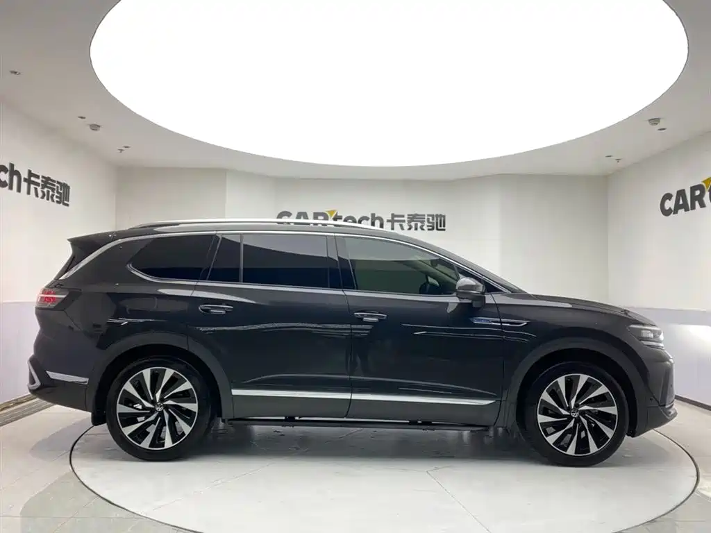 Volkswagen Viloran 2026 450TSI 6 мест