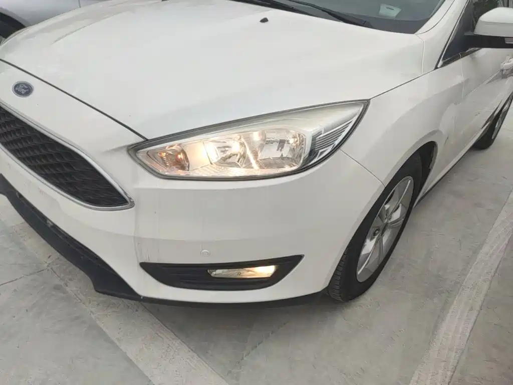 Ford Focus — миниатюра 24