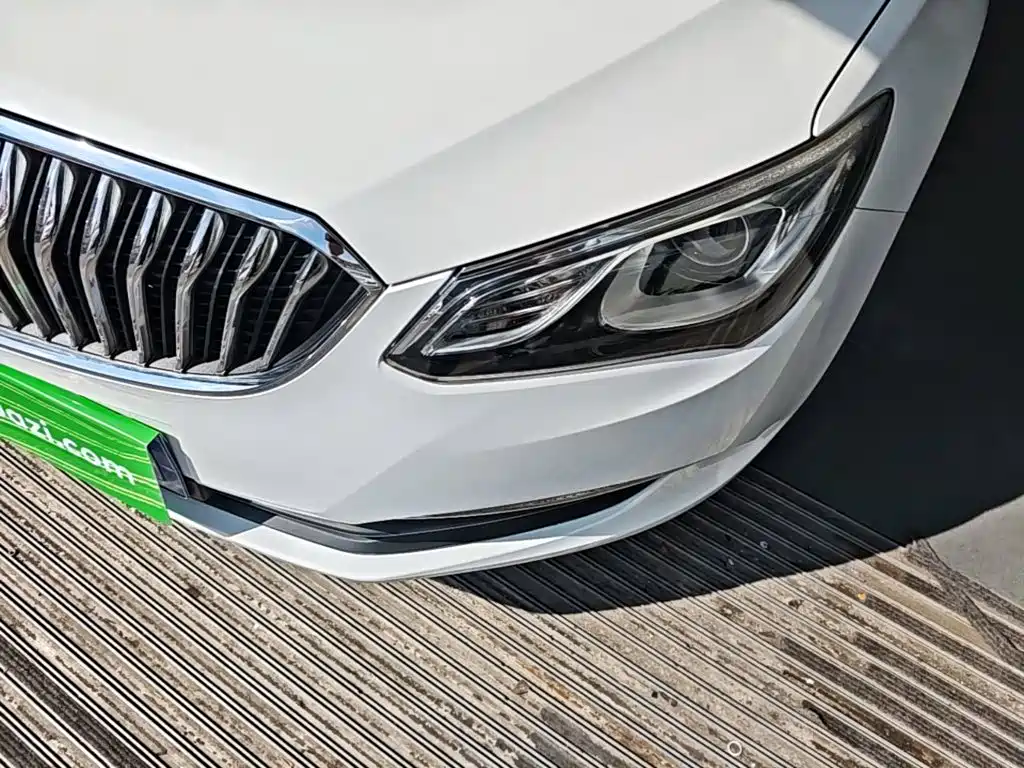 Buick Excelle — миниатюра 24