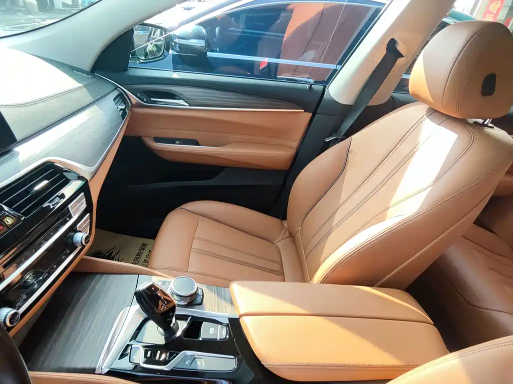BMW 6 Series GT — миниатюра 7