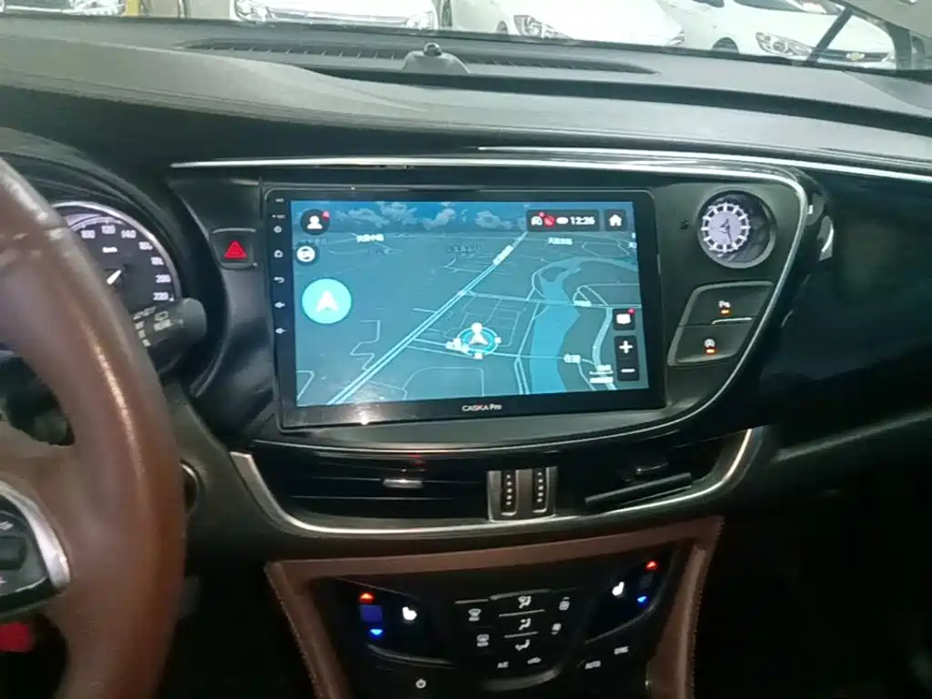 Buick Envision Plus — миниатюра 13