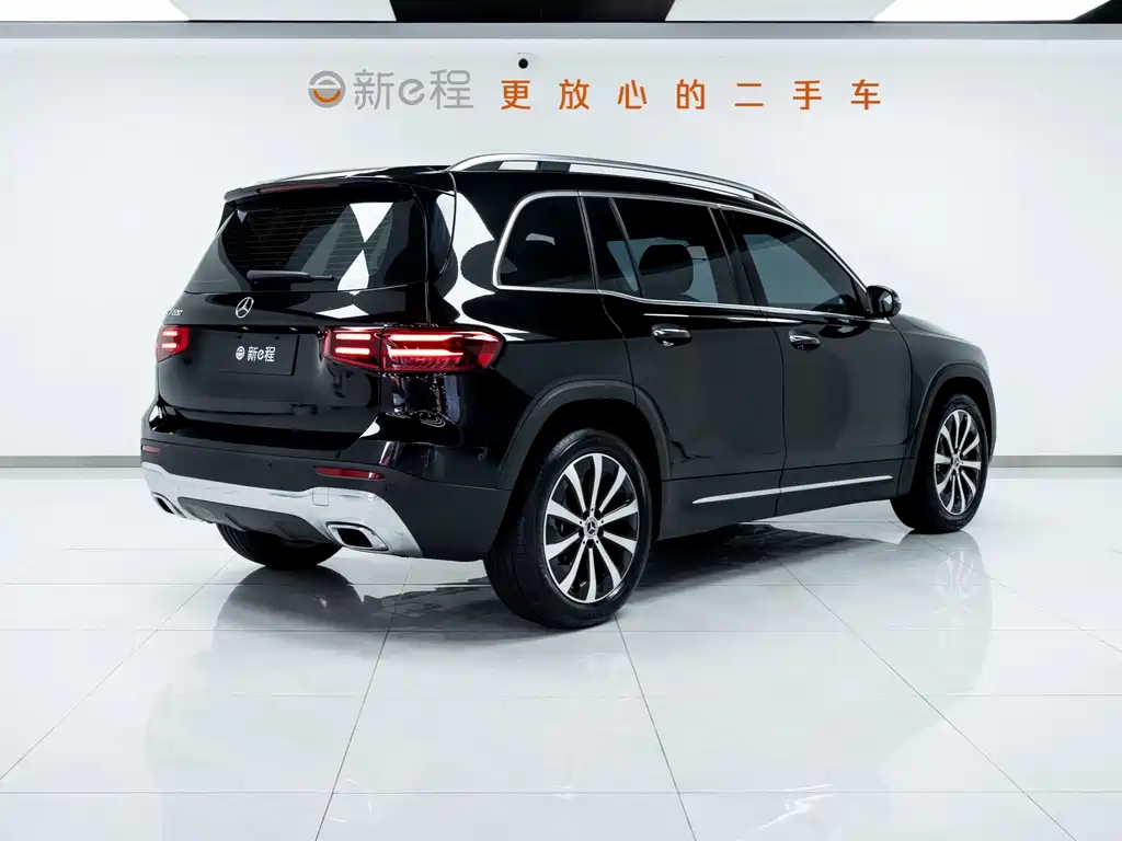 Mercedes-Benz GLB — миниатюра 4