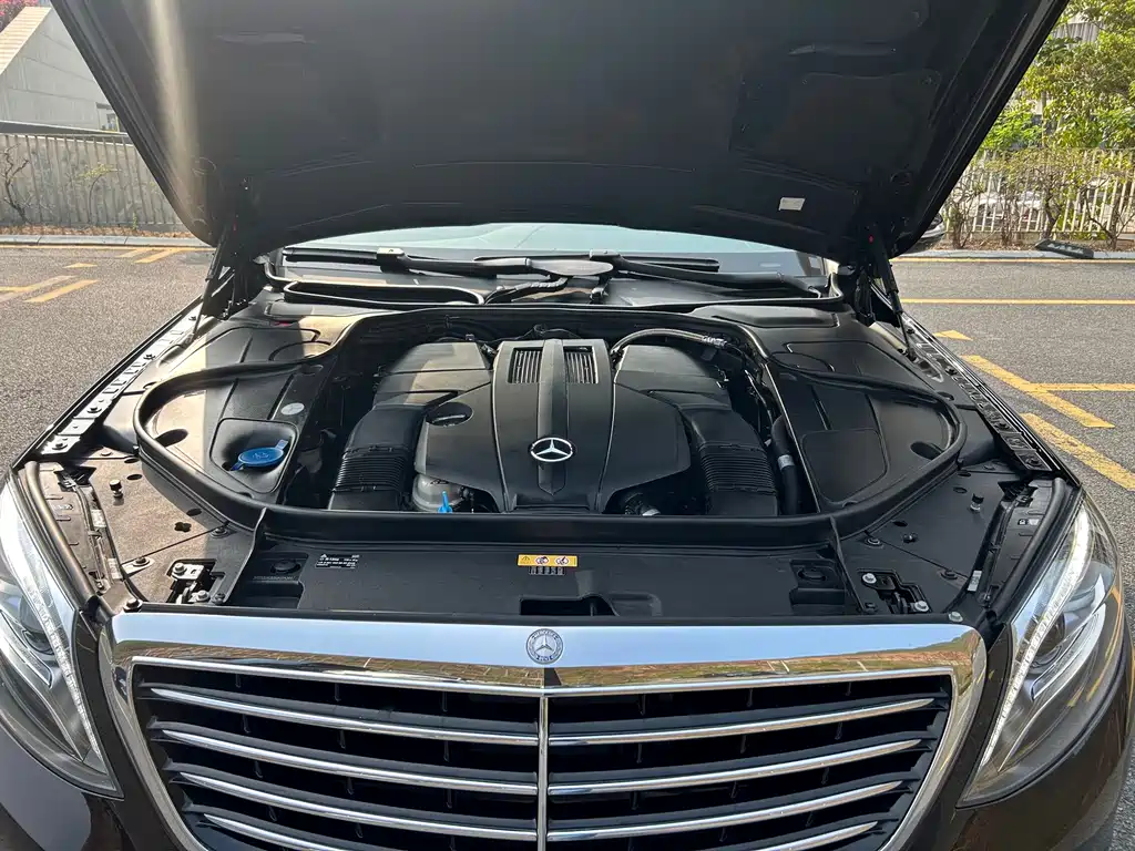 Mercedes-Benz S-Class — миниатюра 6