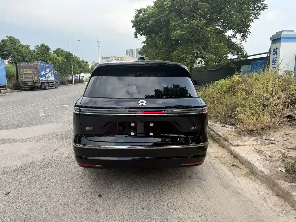 NIO ES8 — миниатюра 8