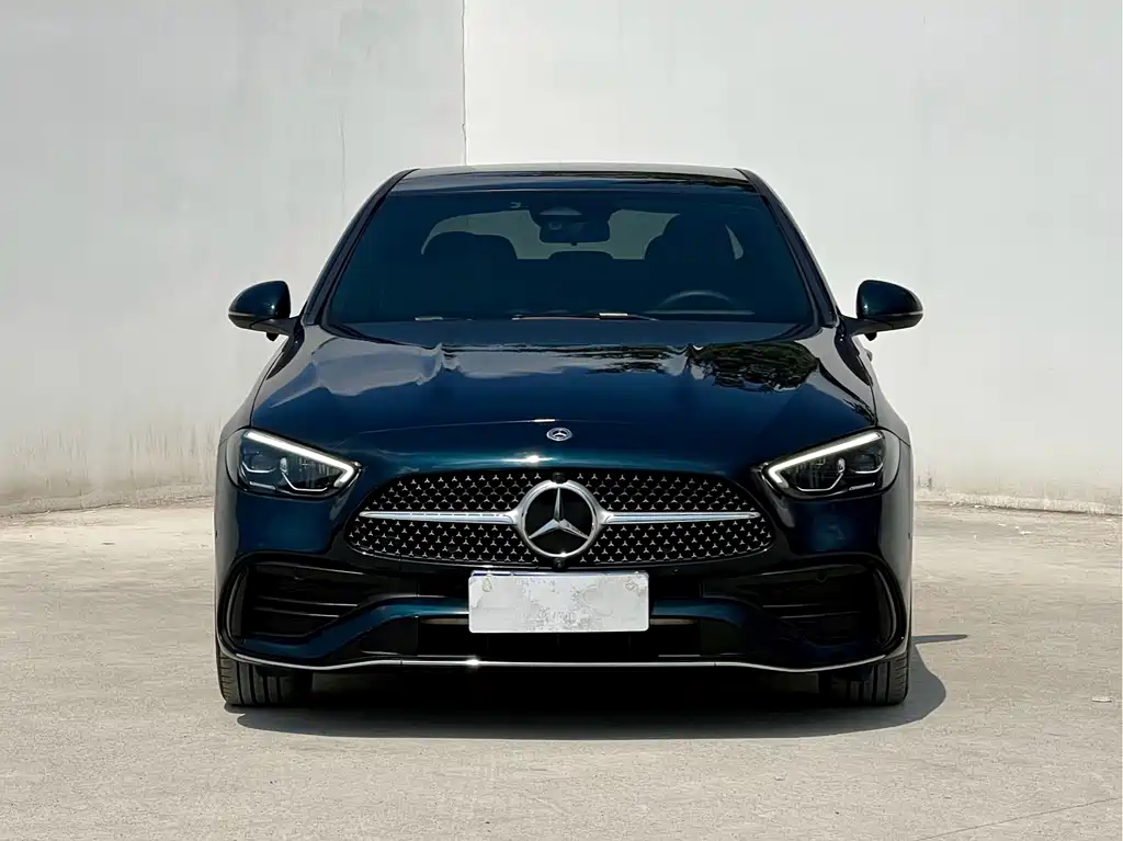 Mercedes-Benz C-Class — миниатюра 2