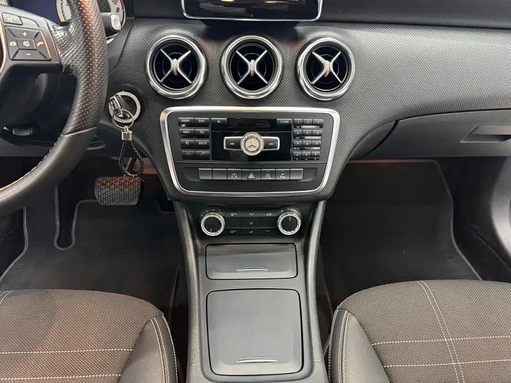 Mercedes-Benz A-Class (Import) — миниатюра 13