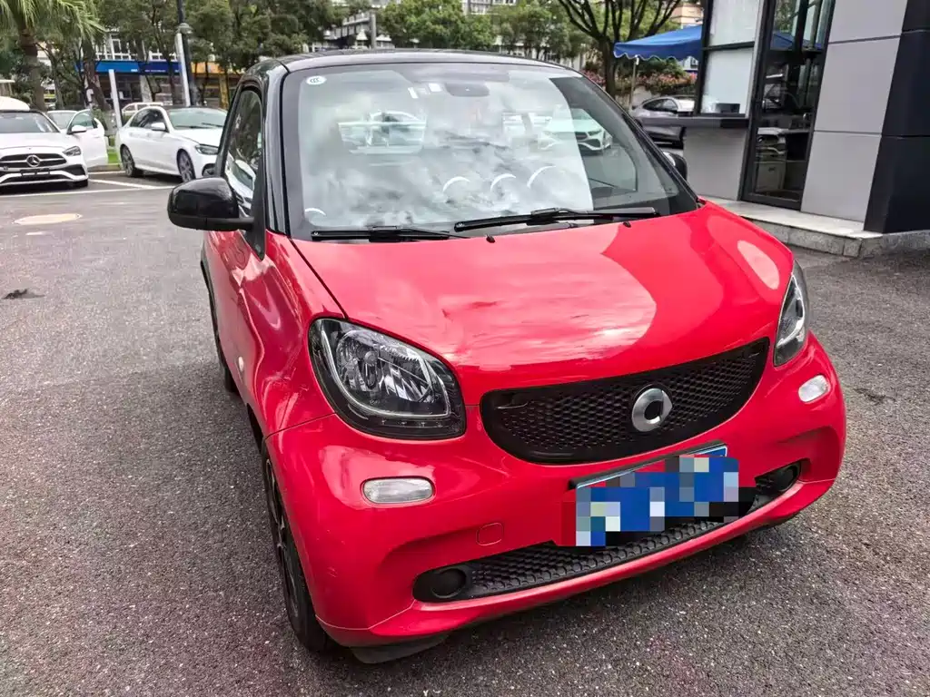smart Smart Fortwo — миниатюра 2