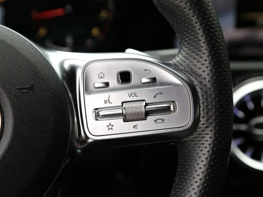 Mercedes-Benz A-Class — миниатюра 13