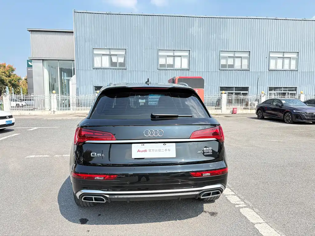 Audi Q5L — миниатюра 6