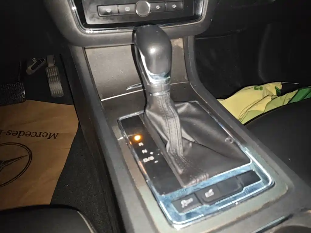 Roewe i6 Classic — миниатюра 14