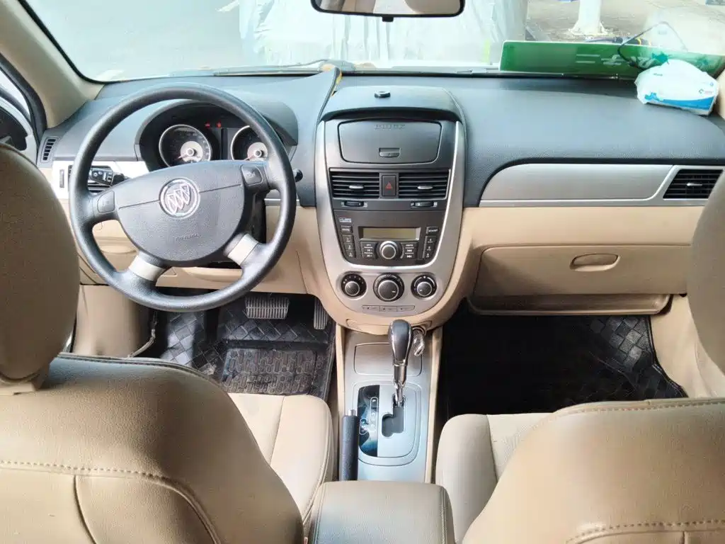 Buick Excelle — миниатюра 10
