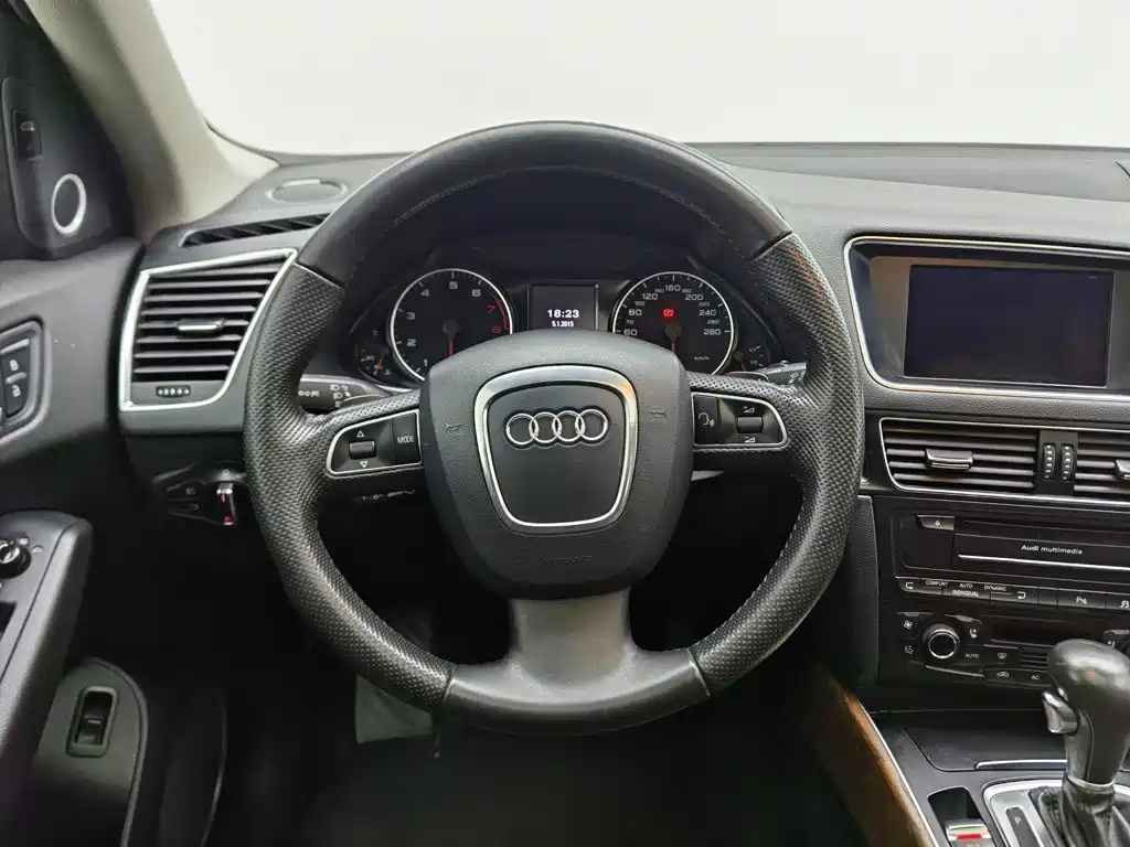Audi Q5 — миниатюра 11