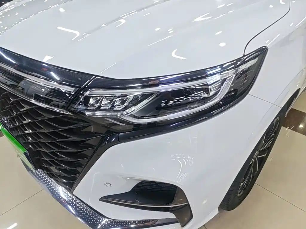 Roewe iMAX8 — миниатюра 24